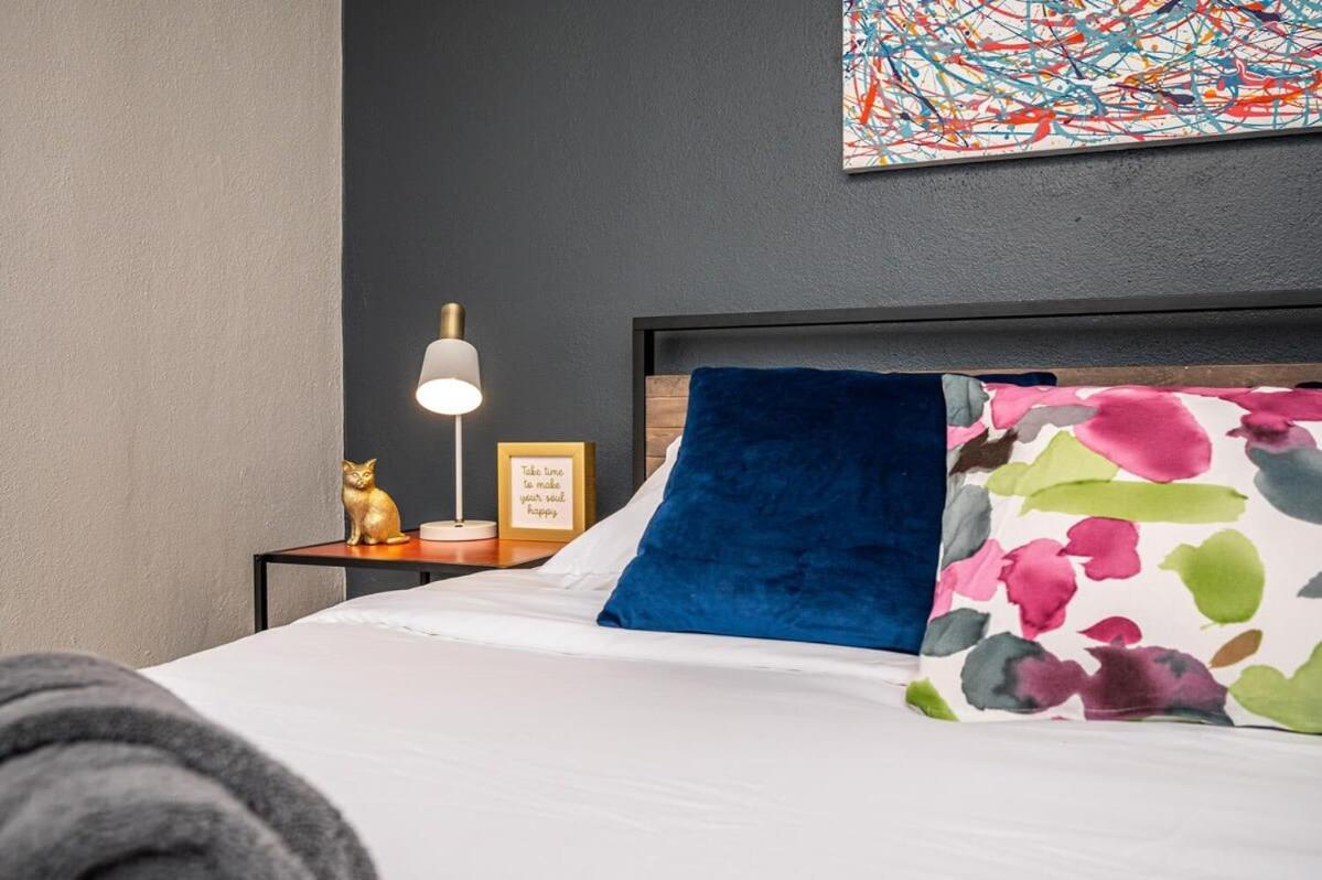 Вилла Downtown! 24H Concierge! Private Balcony! 11K Атланта Экстерьер фото